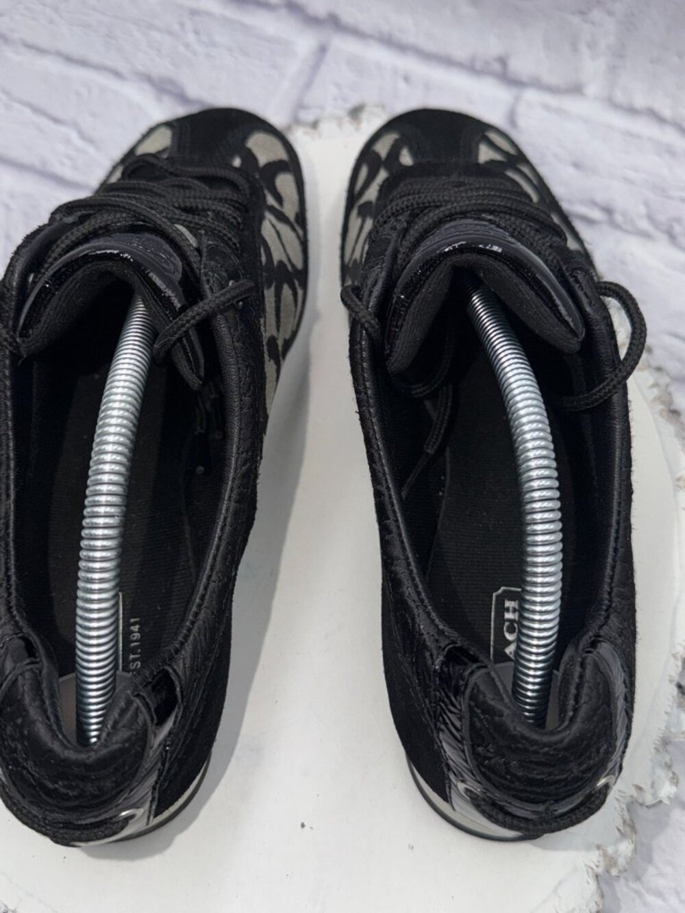 Coach Shoes Womens 7M Kelbie Casual Low Sneakers Black Suede Lace Up Flats - Picture 7 of 12